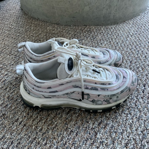 Nike Air Max ‘97 Pale Pink Floral - Picture 2 of 4